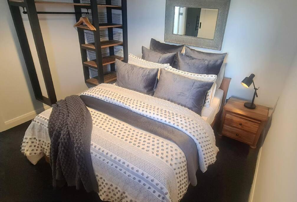 Apartment 5 - Haddin Court - Modern Loft Style Blenheim Kültér fotó